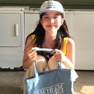 舒克贝塔·五角飞碟